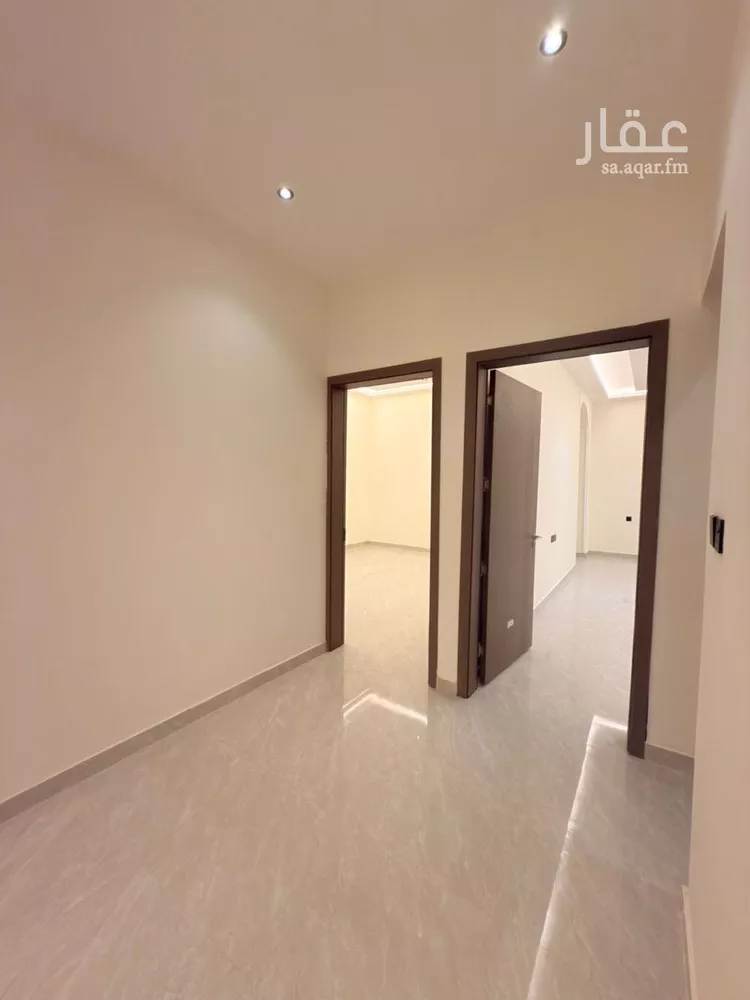 دور للبيع في شارع عبدالرحمن بن عثمان جمال, حي بدر, مدينة الرياض, منطقة الرياض صورة 5