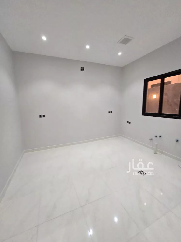 دور للبيع في شارع حجة الإسلام, حي عكاظ, مدينة الرياض, منطقة الرياض صورة 4