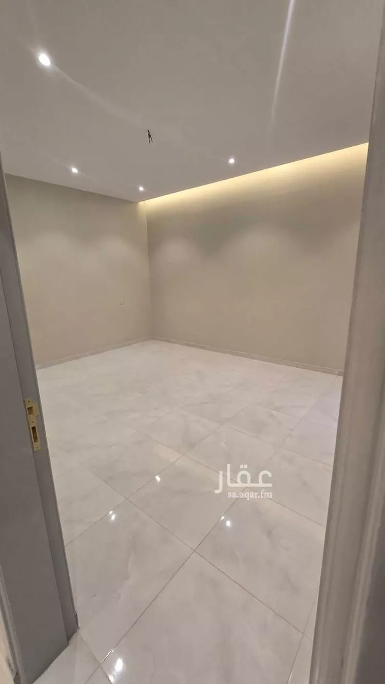شقة للبيع في شارع الخميس, حي العقيق, مدينة الطائف, منطقة مكة المكرمة صورة 5
