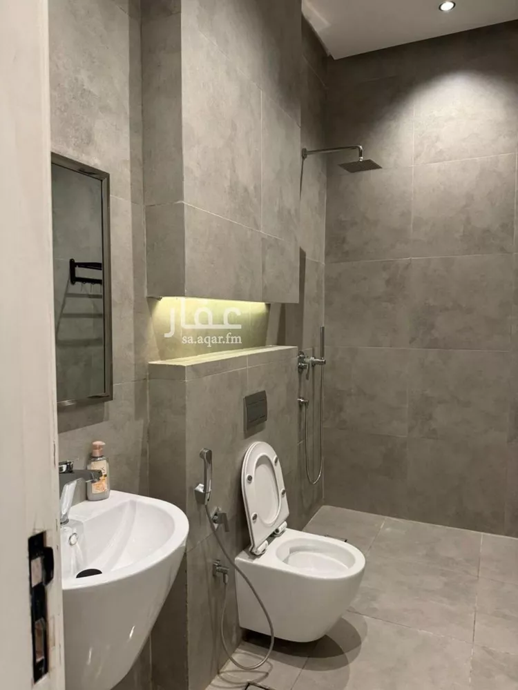 Apartment for Sale in Riyadh Al Qirawan 7