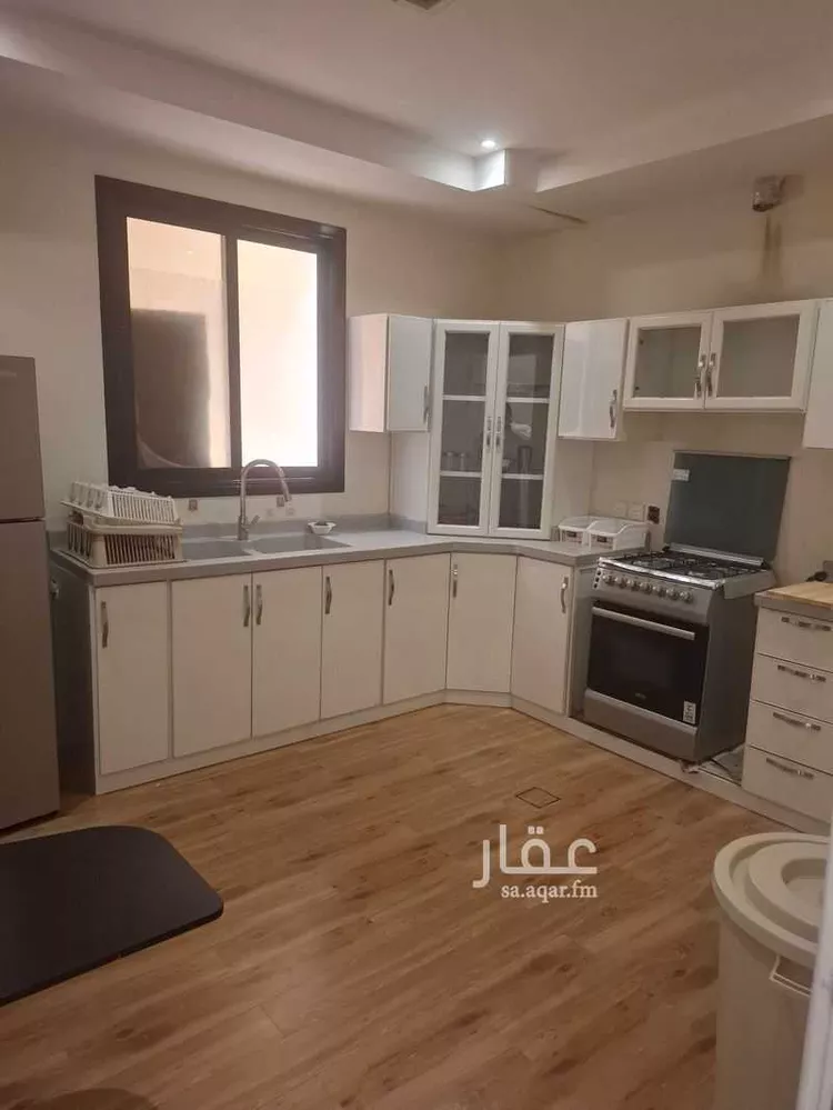 Floor for Rent in Riyadh Al Qirawan 6