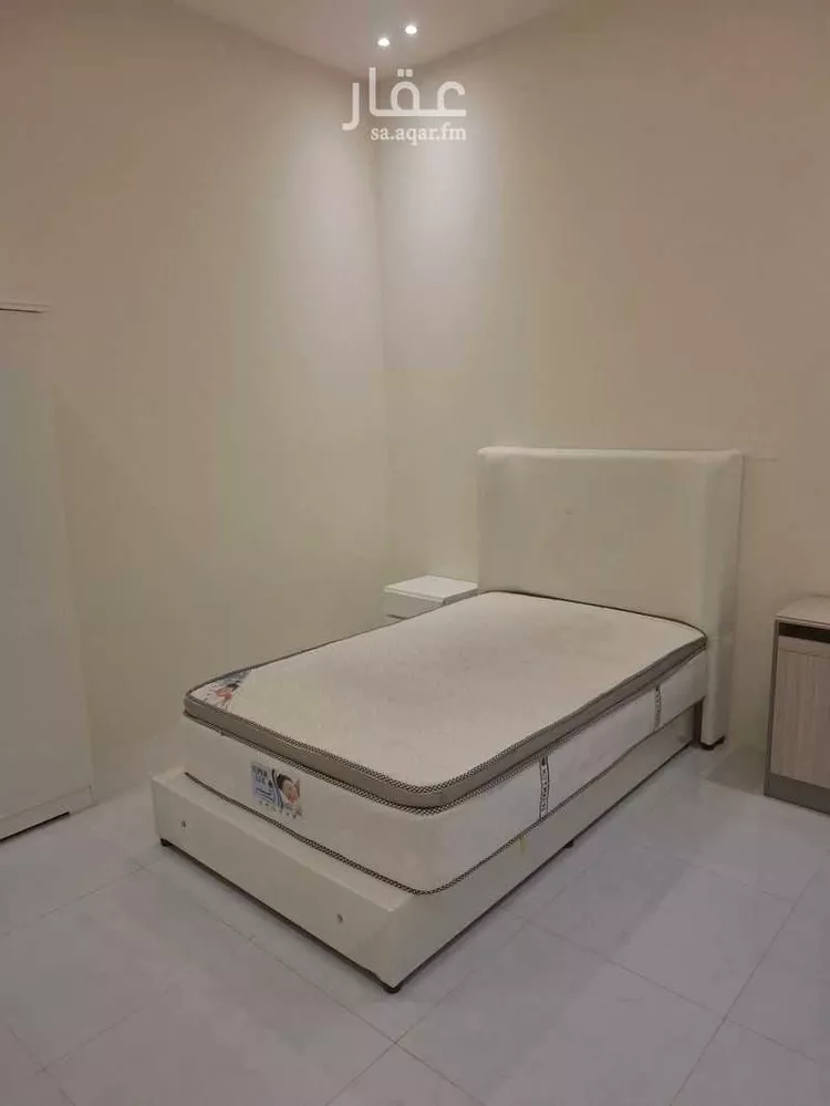 Floor for Rent in Riyadh Al Qirawan 9