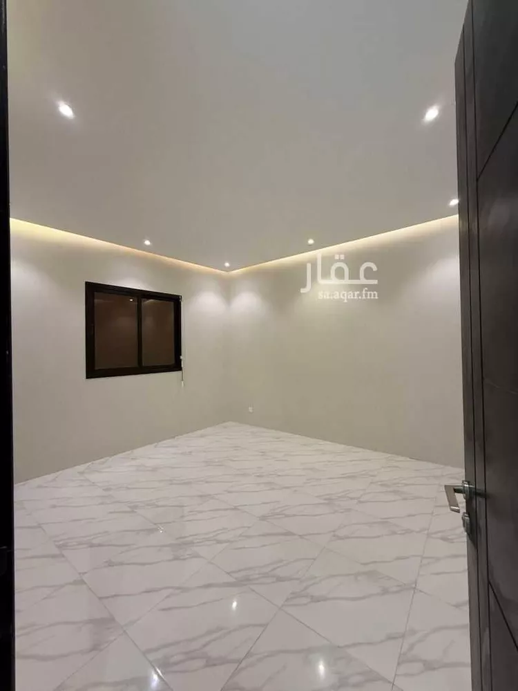فيلا للإيجار في شارع السيل الكبير, حي المهدية, مدينة الرياض, منطقة الرياض 8