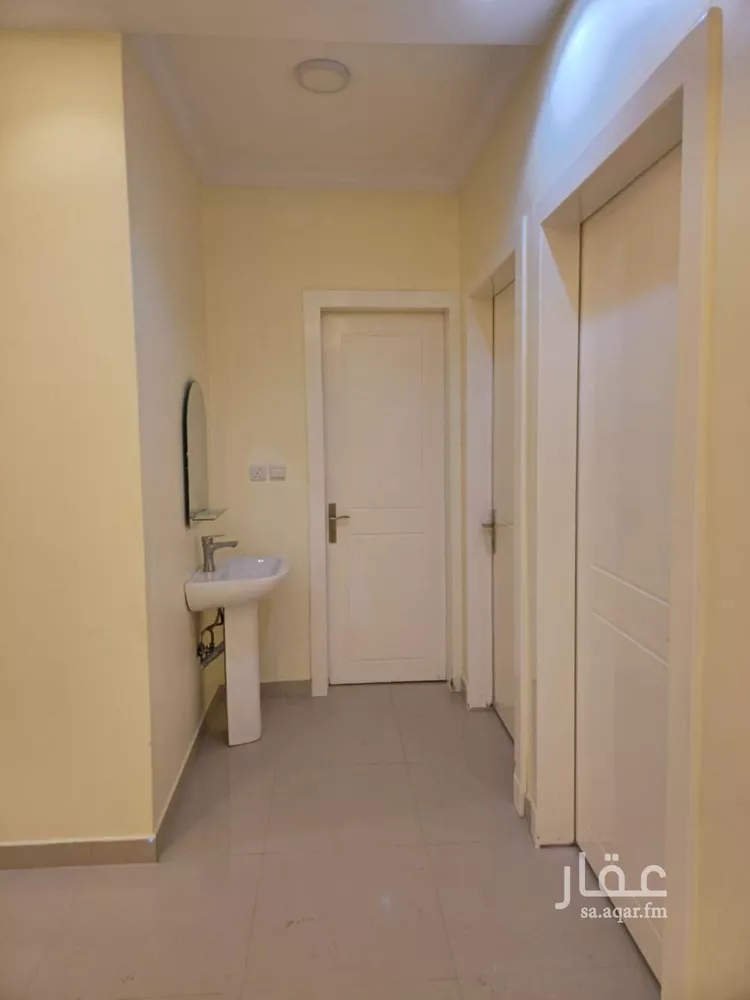 شقة للإيجار في شارع الخليفة المأمون, حي عكاظ, مدينة الرياض, منطقة الرياض صورة 2