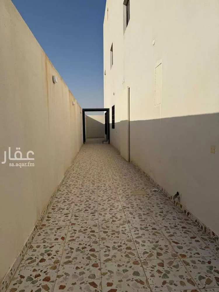 فيلا للإيجار في شارع السيل الكبير, حي المهدية, مدينة الرياض, منطقة الرياض 13