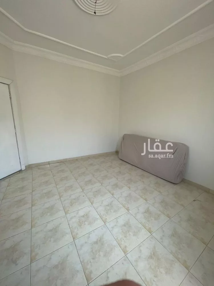 شقة للإيجار في شارع الغرارة, حي إشبيلية, مدينة الرياض, منطقة الرياض صورة 2