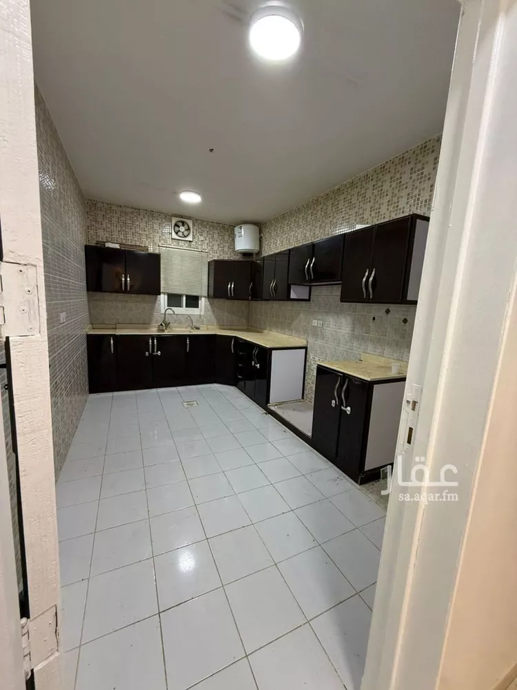 شقة للإيجار في شارع وعله, حي ظهرة لبن, مدينة الرياض, منطقة الرياض