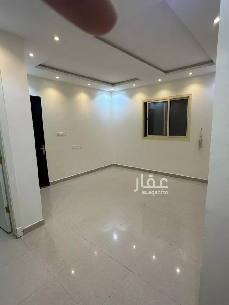دور للإيجار في شارع ابن مشرف, حي عكاظ, مدينة الرياض, منطقة الرياض