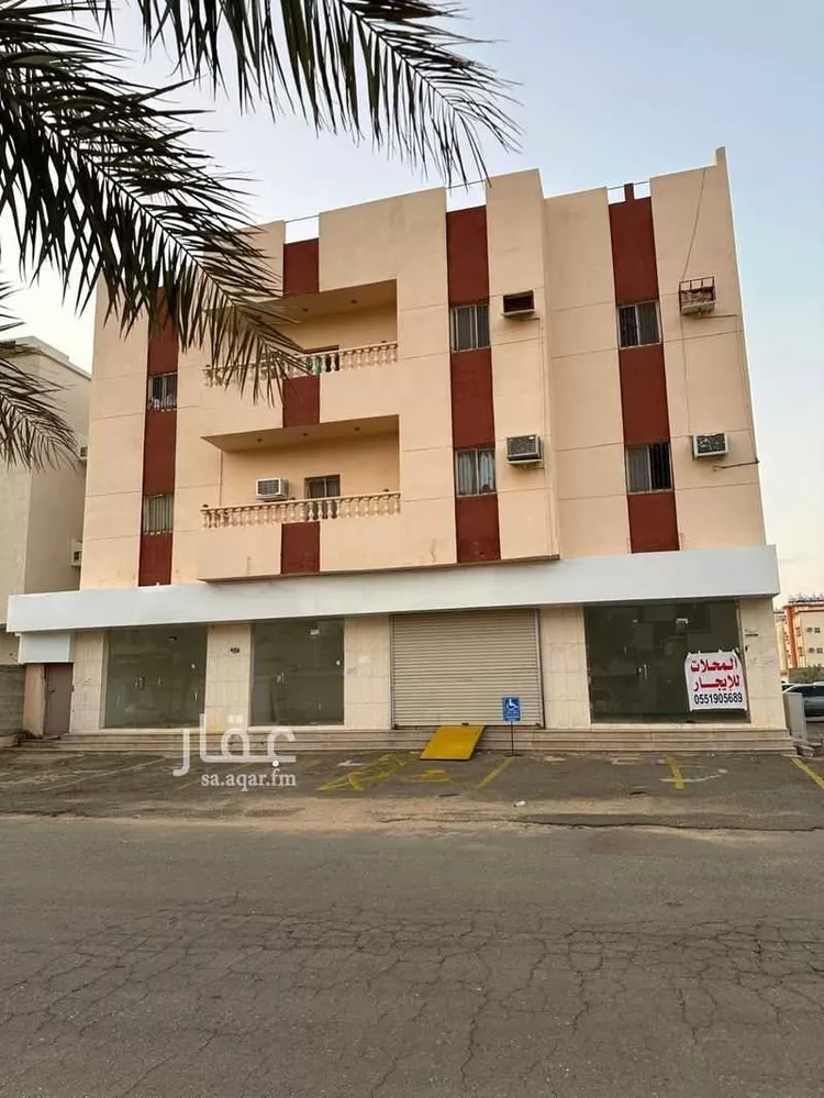 محل للإيجار في شارع سعيد بن زيد القرشي ، حي السلامة ، محايل عسير ، محايل