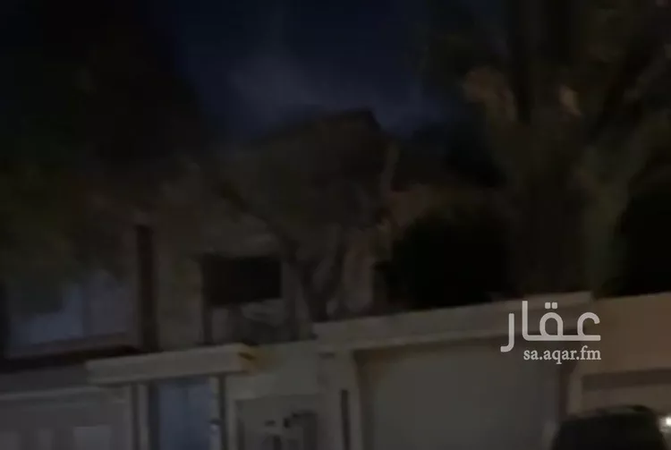 فيلا للبيع في شارع مصعب ابن عمير ، حي الملز ، الرياض ، منطقة الرياض