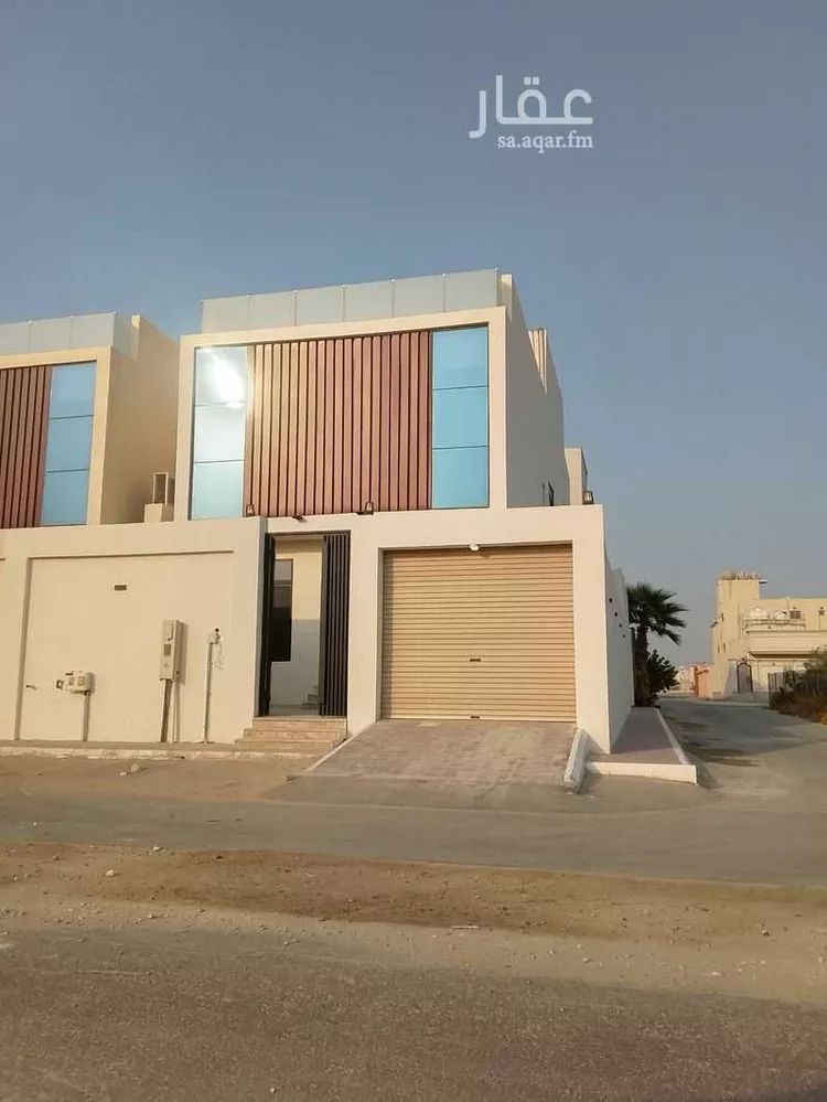 فيلا للبيع في شارع ابراهيم الباهلي, حي ضاحية الملك فهد, مدينة الدمام, المنطقة الشرقية