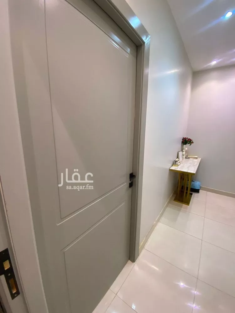 شقة للبيع في شارع دمنهور, حي عكاظ, مدينة الرياض, منطقة الرياض صورة 5