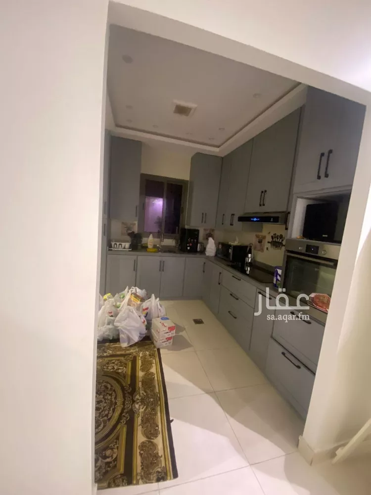 شقة للبيع في شارع دمنهور, حي عكاظ, مدينة الرياض, منطقة الرياض صورة 3