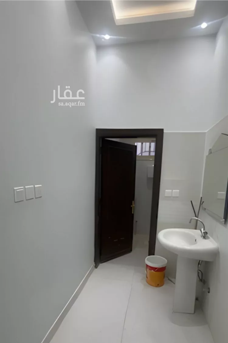 شقة للإيجار في شارع بني رزام, حي اليمامة, مدينة أبها, منطقة عسير صورة 2