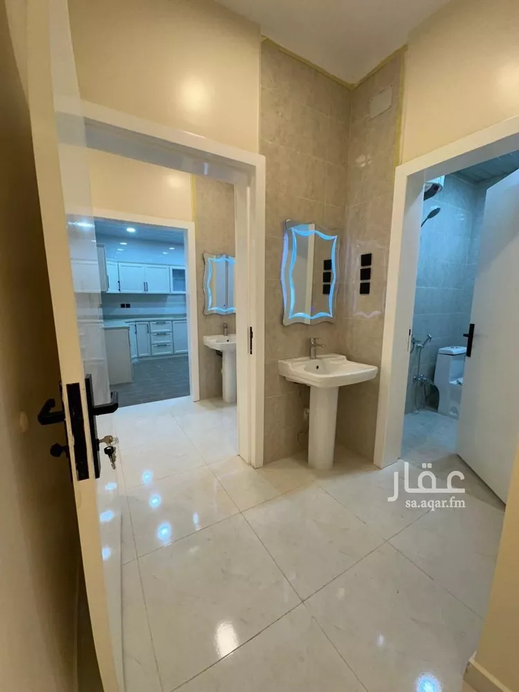 شقة للإيجار في شارع احمد العصامي, حي الراقي, مدينة خميس مشيط, منطقة عسير صورة 2