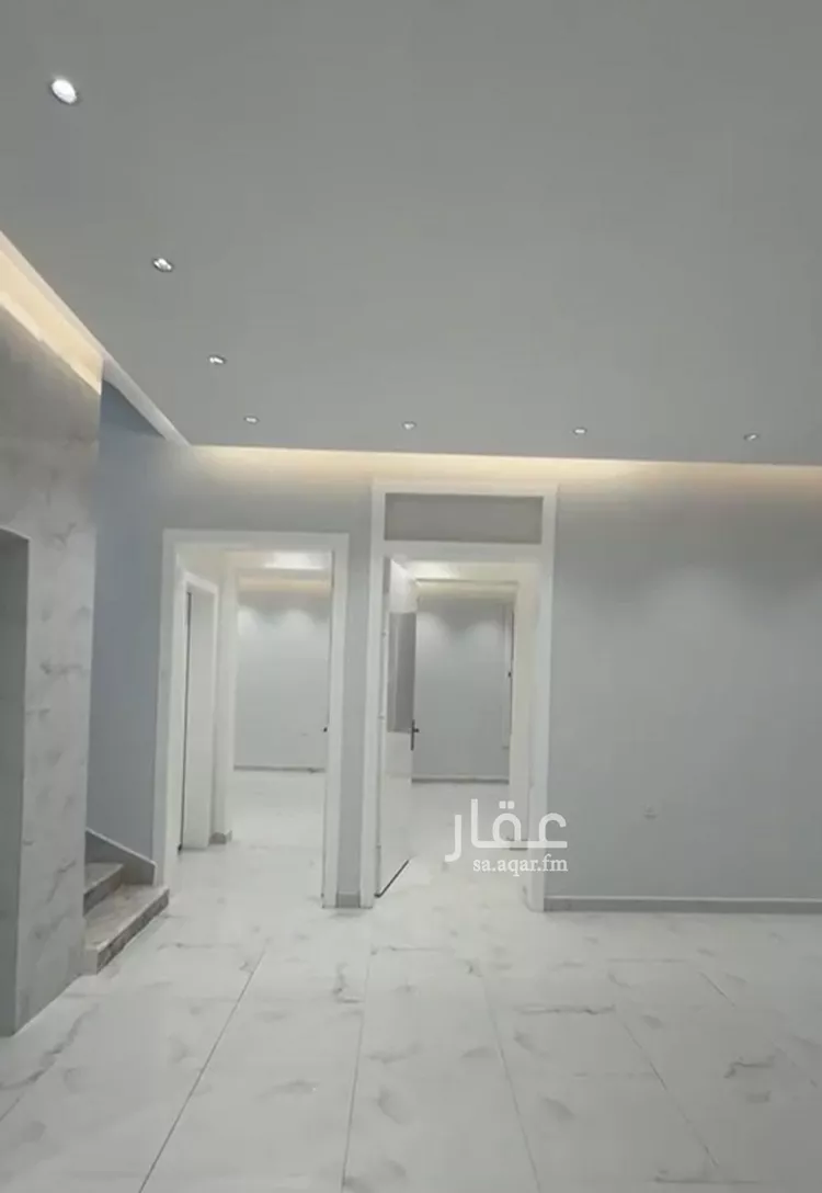 فيلا للبيع في شارع عقبة ابن عامر ابن سعد, حي شكر, مدينة خميس مشيط, منطقة عسير 9