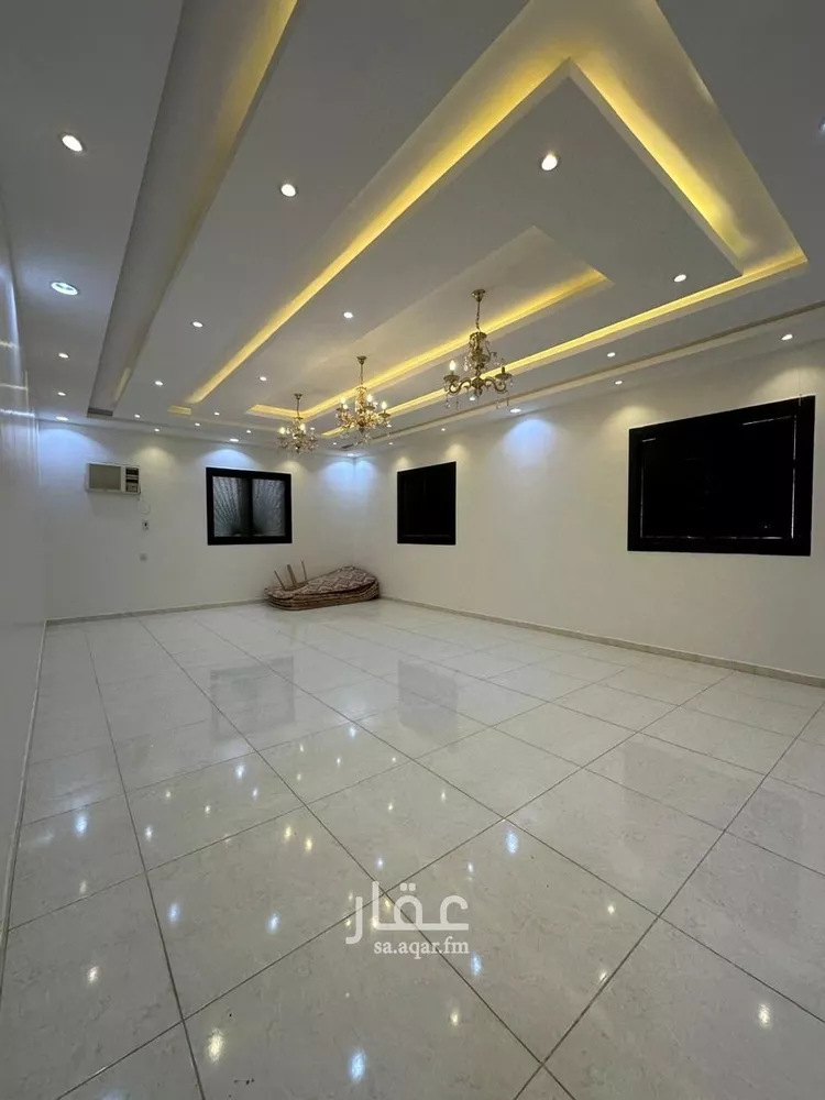 شقة للإيجار في شارع عامر ابن ابي البكير, حي العزيزية, مدينة خميس مشيط, منطقة عسير صورة 2