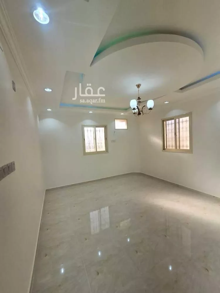 شقة للبيع في شارع الصوامع 7, حي الصوامع, مدينة أحد رفيدة, منطقة عسير 9