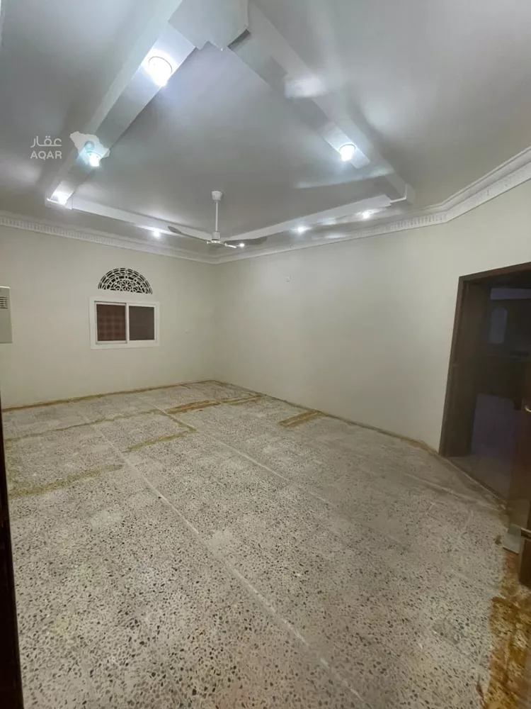 فيلا للبيع في شارع رباح ابن الربيع, حي طيبة, مدينة خميس مشيط, منطقة عسير 9