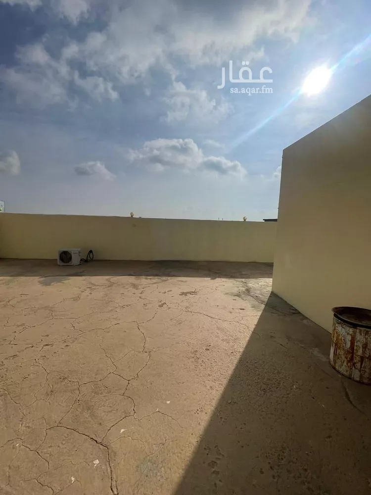 عمارة للبيع في شارع عامر ابن امية, حي الشرفية, مدينة خميس مشيط, منطقة عسير 43