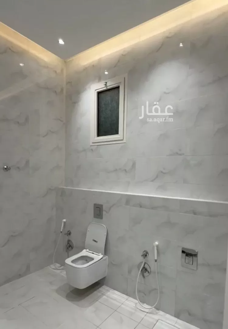 فيلا للبيع في شارع عقبة ابن عامر ابن سعد, حي شكر, مدينة خميس مشيط, منطقة عسير 12