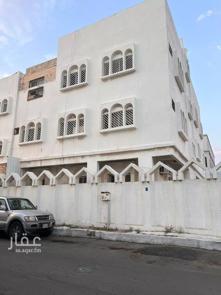 عمارة للبيع في شارع محمد المعتز, حي النسيم, مدينة خميس مشيط, منطقة عسير صورة 3