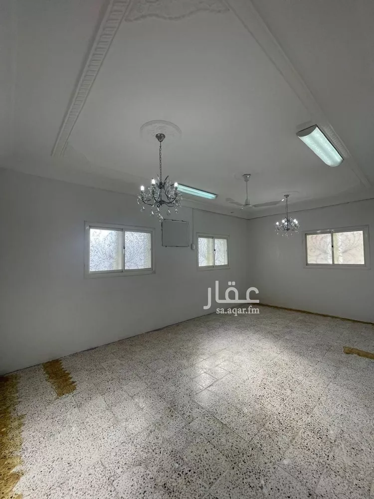 عمارة للبيع في شارع عامر ابن امية, حي الشرفية, مدينة خميس مشيط, منطقة عسير 26