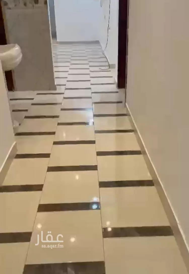 شقة للإيجار في شارع ابي محمد بن المظفر, حي الراقي, مدينة خميس مشيط, منطقة عسير صورة 3