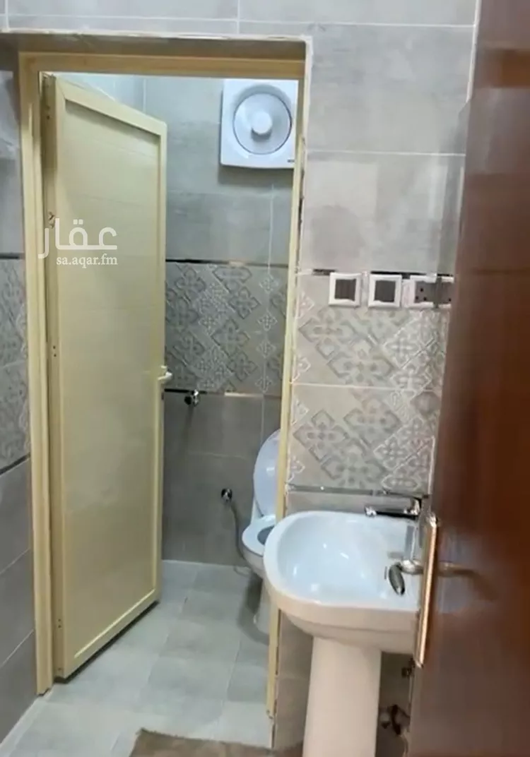 Complex for rent in Khamis Mushait Dhulalah 8