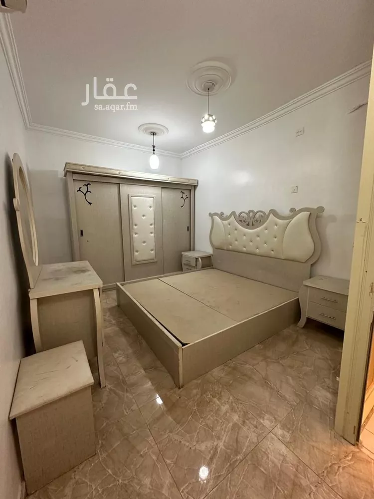 شقة للإيجار في شارع احمد فقيه, حي العزيزية, مدينة خميس مشيط, منطقة عسير صورة 3