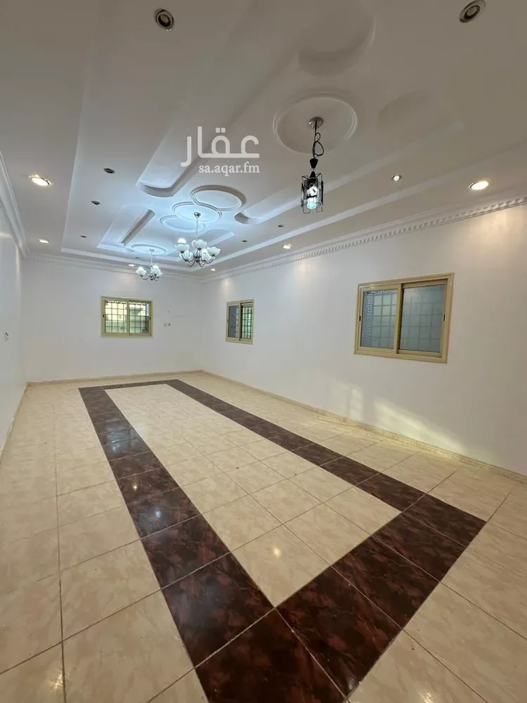 شقة للإيجار في شارع العام, حي الظرفة, مدينة خميس مشيط, منطقة عسير