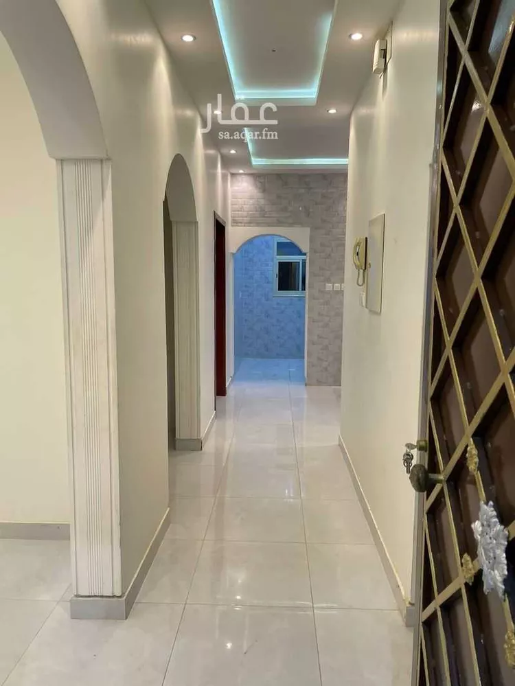 شقة للإيجار في شارع الحمراء 24, حي الحمراء, مدينة خميس مشيط, منطقة عسير صورة 4