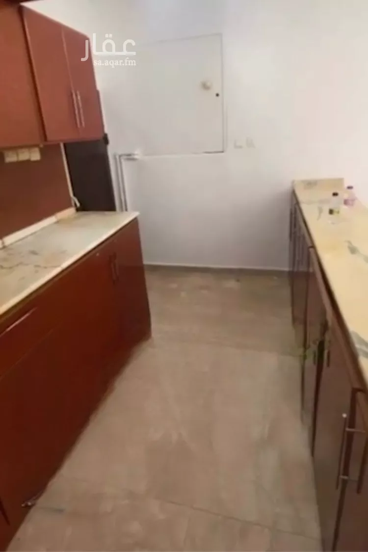 شقة للإيجار في شارع احمد فقيه, حي العزيزية, مدينة خميس مشيط, منطقة عسير صورة 3