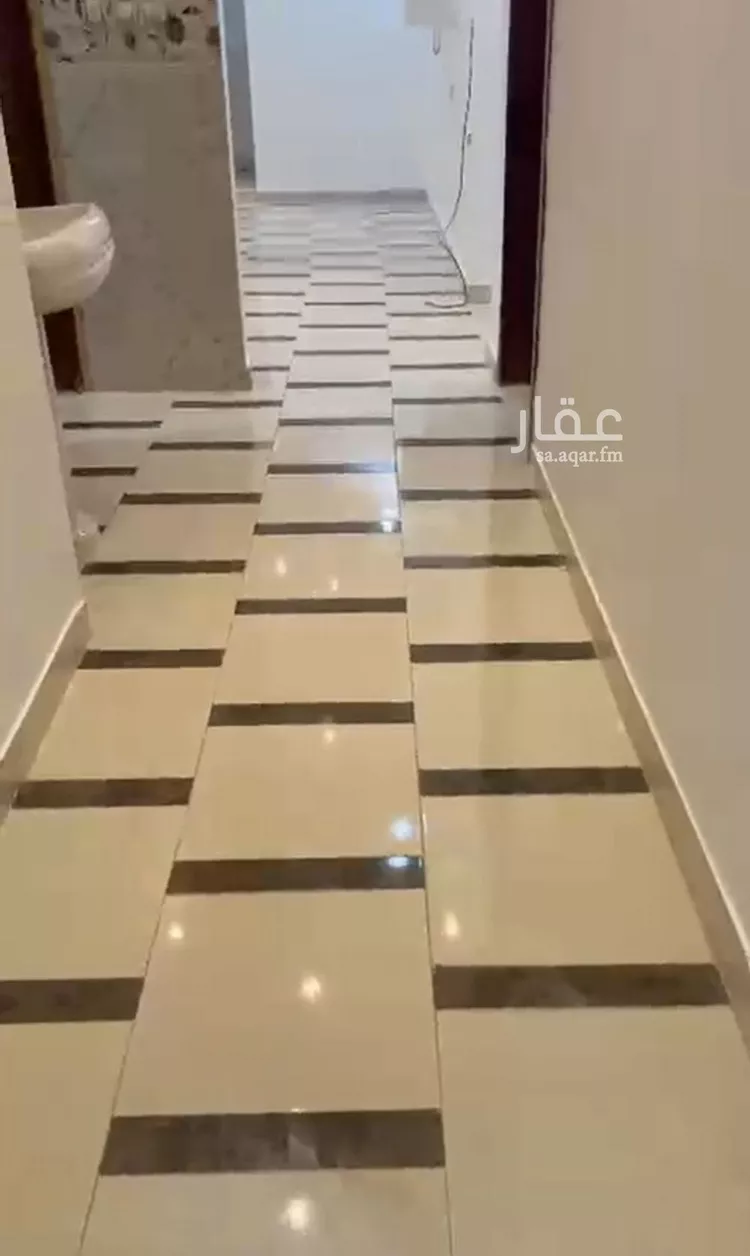 شقة للإيجار في شارع ابي محمد بن المظفر, حي الراقي, مدينة خميس مشيط, منطقة عسير صورة 5