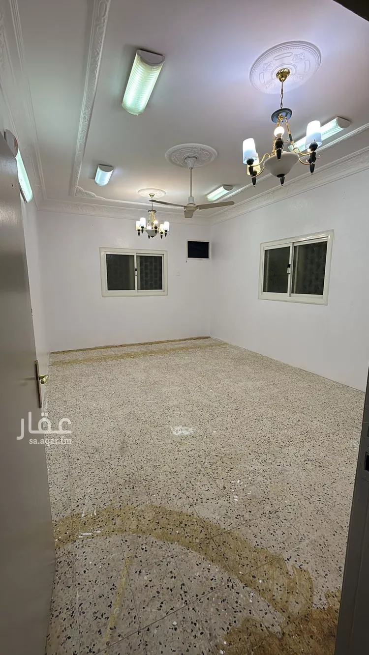 شقة للإيجار في شارع جميل ابن جمح, حي الهرير الغربى, مدينة خميس مشيط, منطقة عسير صورة 4