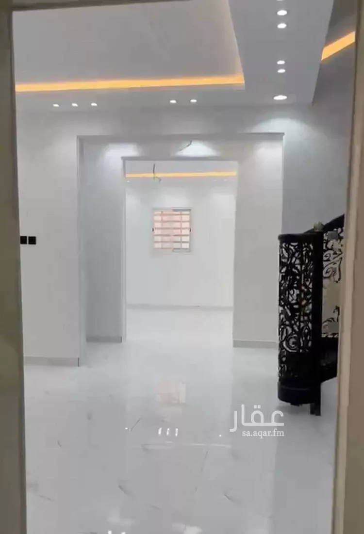 فيلا للإيجار في شارع ابي محمد الشافعي, حي الوفاء, مدينة خميس مشيط, منطقة عسير صورة 5
