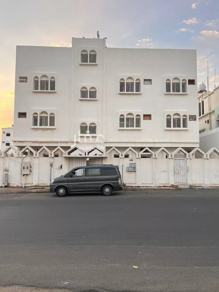 عمارة للبيع في شارع محمد المعتز, حي النسيم, مدينة خميس مشيط, منطقة عسير صورة 4