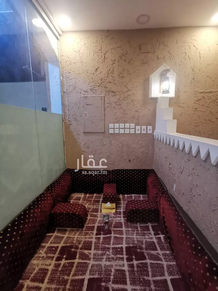 محل للإيجار في شارع عبدالله ابن رواحة, حي الأمير مشعل, مدينة نجران, منطقة نجران صورة 5