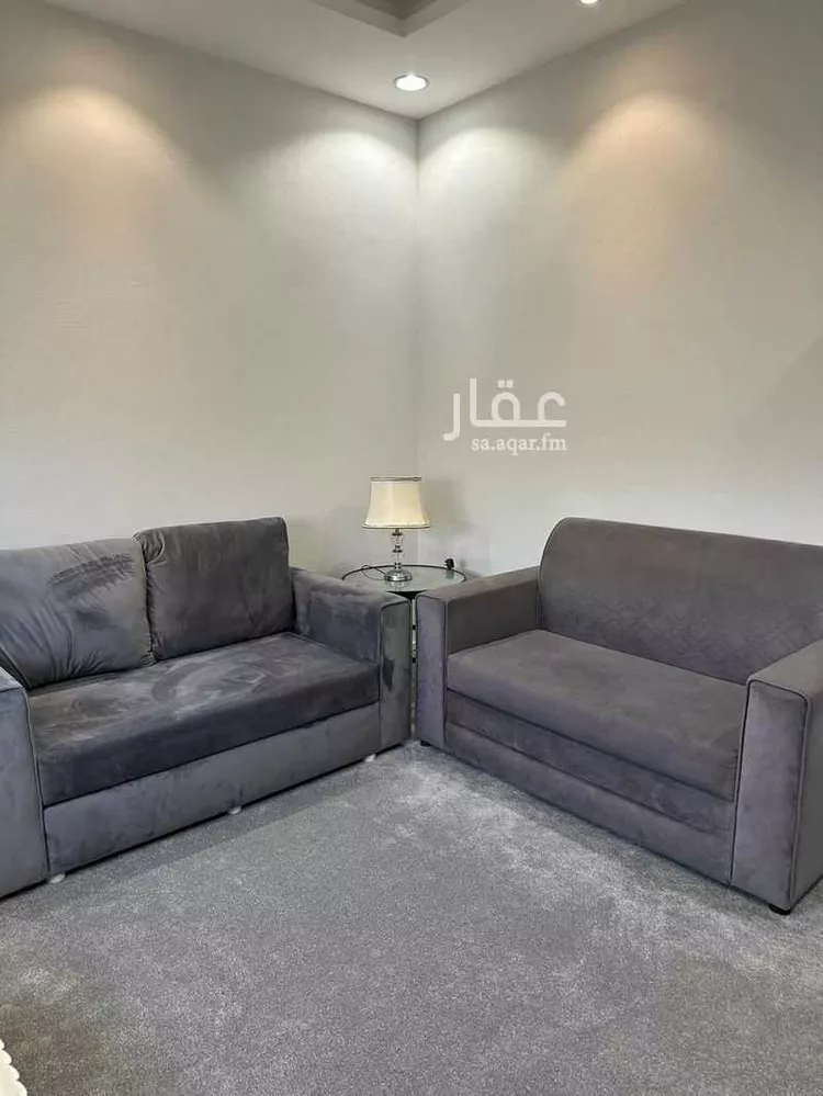 شقة للإيجار في شارع ضرماء, حي النزهة, مدينة أبها, منطقة عسير صورة 2