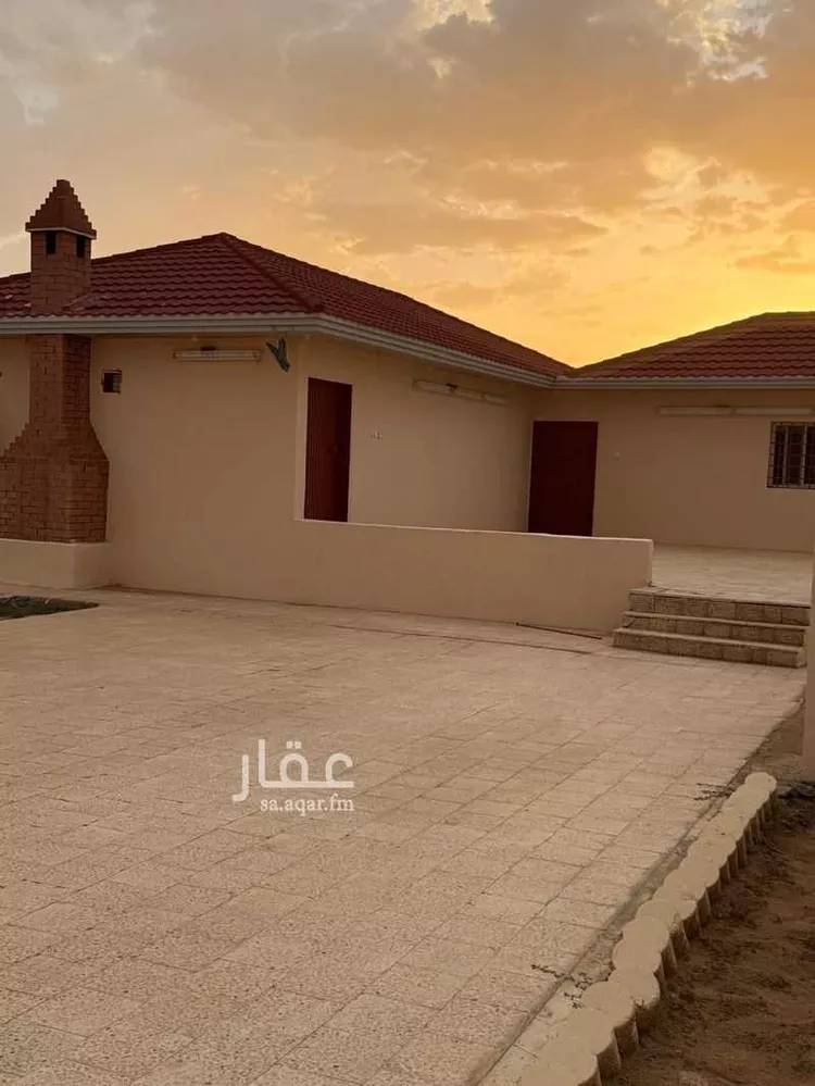 أرض للبيع في شارع العام, حي قرية المهدي, مدينة بيشة, منطقة عسير صورة 3