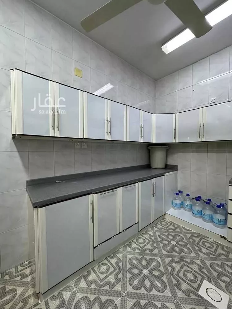 شقة للإيجار في شارع ابو طالب الخازن, حي الرونة, مدينة خميس مشيط, منطقة عسير 17