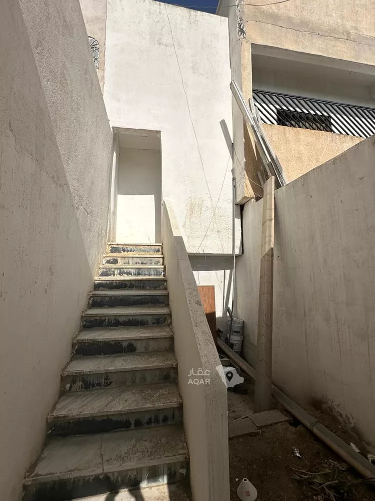 شقة للإيجار في شارع سيار بن وردان, حي العرق الجنوبى, مدينة خميس مشيط, منطقة عسير 22