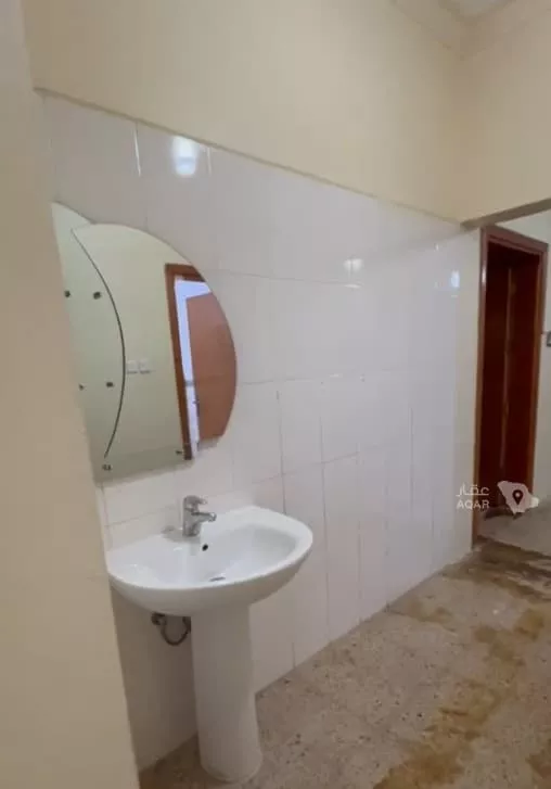 شقة للإيجار في شارع ابي شامة المقدسي, حي اليرموك, مدينة خميس مشيط, منطقة عسير 2
