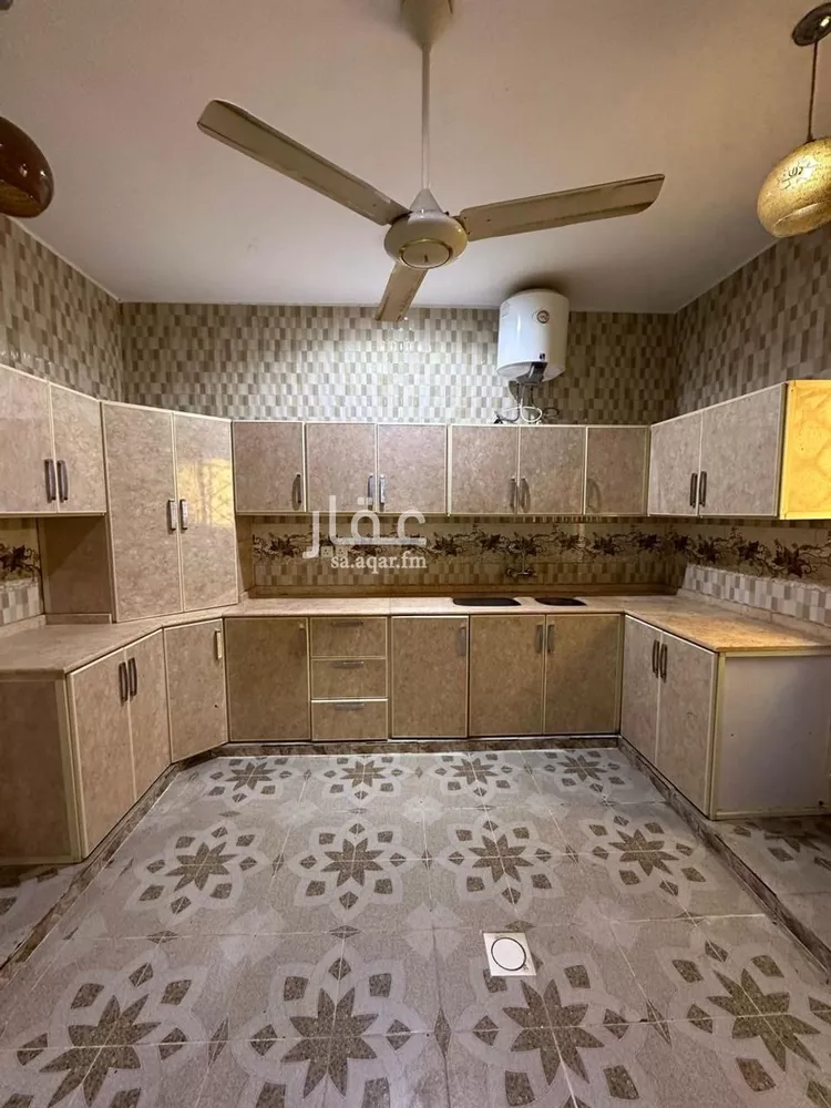 شقة للإيجار في شارع حسان ابن يحيى رفه, حي العمارة, مدينة خميس مشيط, منطقة عسير صورة 4