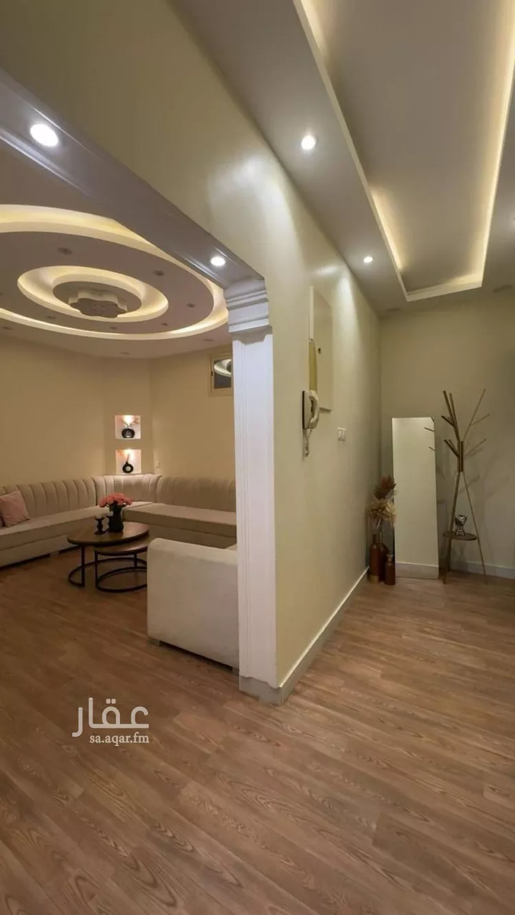 شقة للإيجار في شارع عمر ابن سعيد الاموي, حي الشرف, مدينة خميس مشيط, منطقة عسير صورة 2
