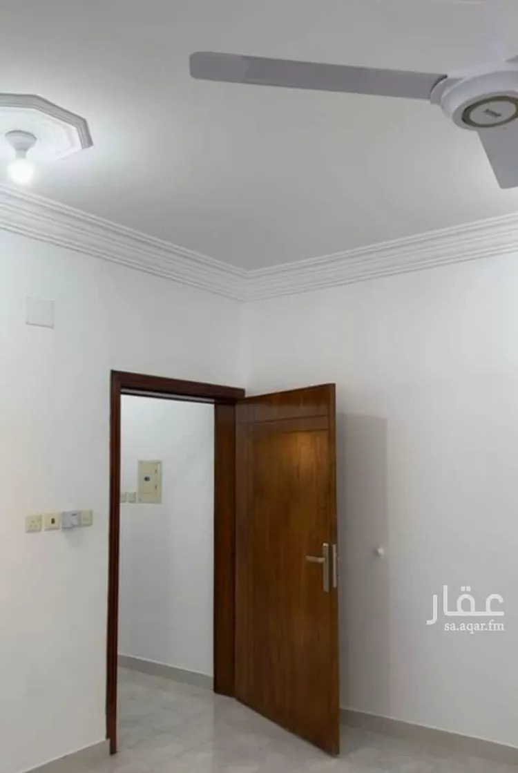 شقة للإيجار في شارع عبدالله ابن ابي طلحة زيد ابن سهل, حي الخالدية, مدينة خميس مشيط, منطقة عسير صورة 4