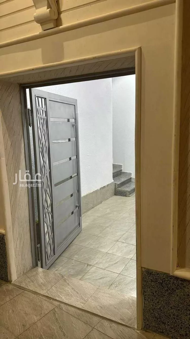 شقة للإيجار في شارع عبدالله ابن ابي طلحة زيد ابن سهل, حي الخالدية, مدينة خميس مشيط, منطقة عسير 9
