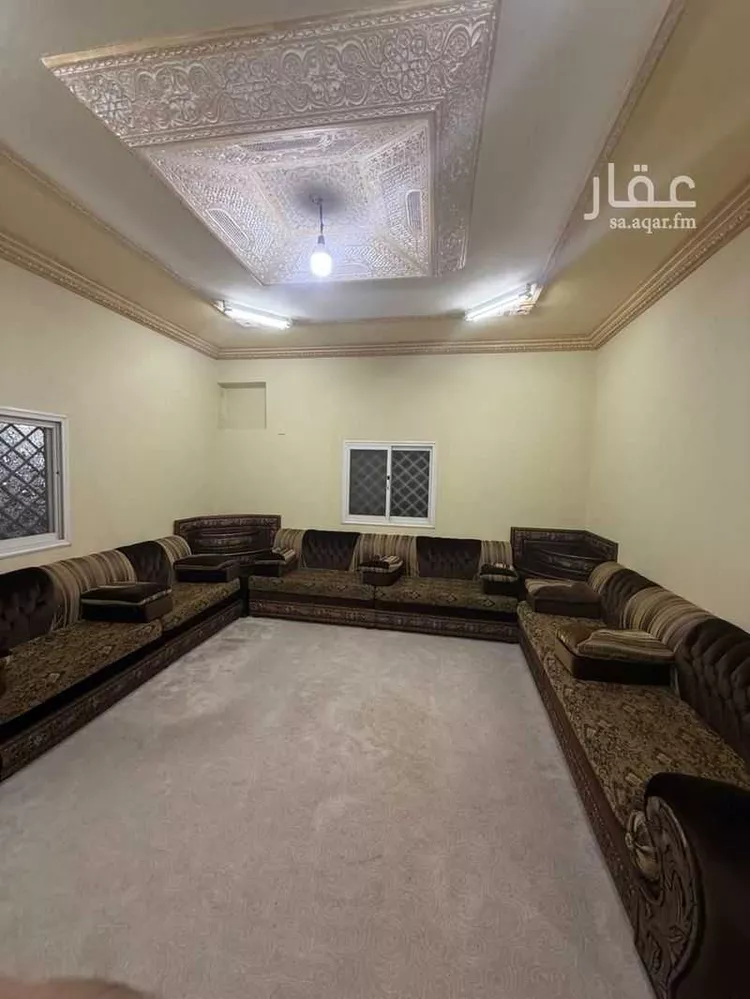 شقة للإيجار في شارع حسان ابن النعمان, حي وسط تندحة, مدينة خميس مشيط, منطقة عسير صورة 3