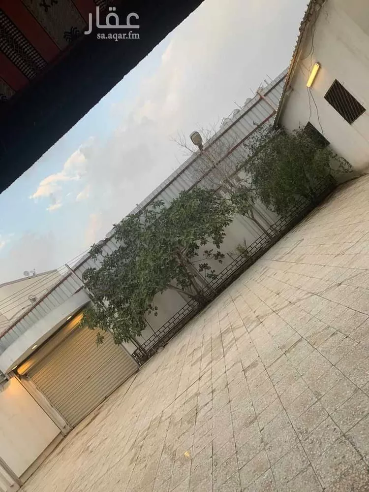 أرض للبيع في شارع المليخي, حي الرونة, مدينة خميس مشيط, منطقة عسير