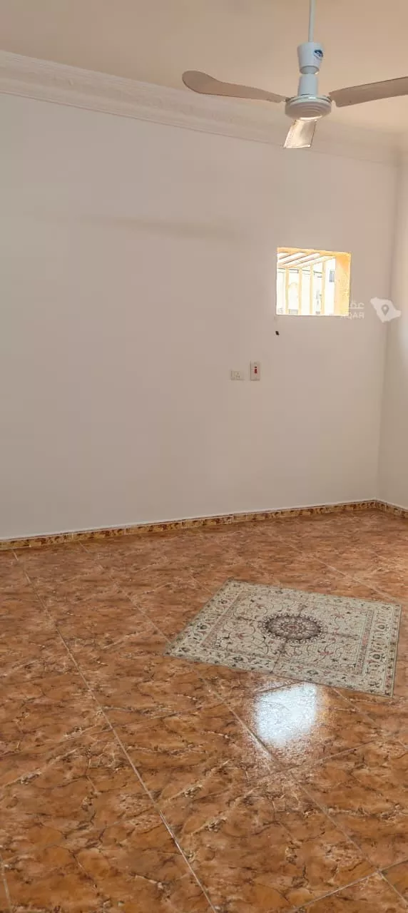 شقة للإيجار في شارع الحسين بن المكارم, حي النهضة, مدينة تبوك, منطقة تبوك 2